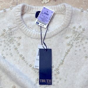 Women stylish sweater